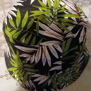 Tropical Leaf Print Bucket Hat